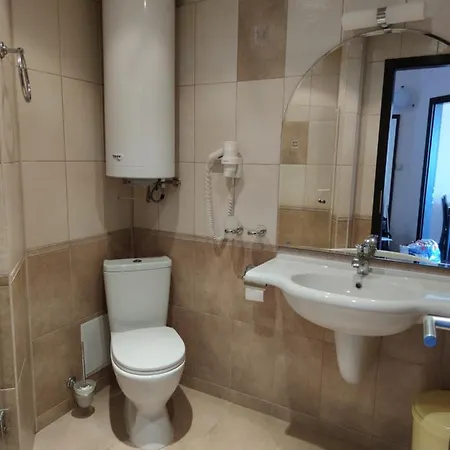 Europroperties Sirena דירה *
