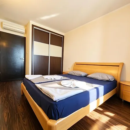 Europroperties Sirena *